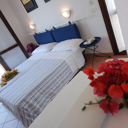Hotel Club Santa Sabina Torre Santa Sabina Eksteriør billede