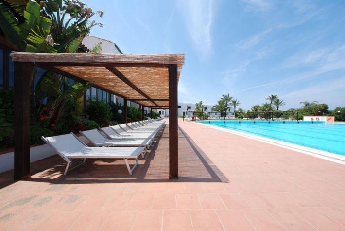 Hotel Club Santa Sabina Torre Santa Sabina Eksteriør billede